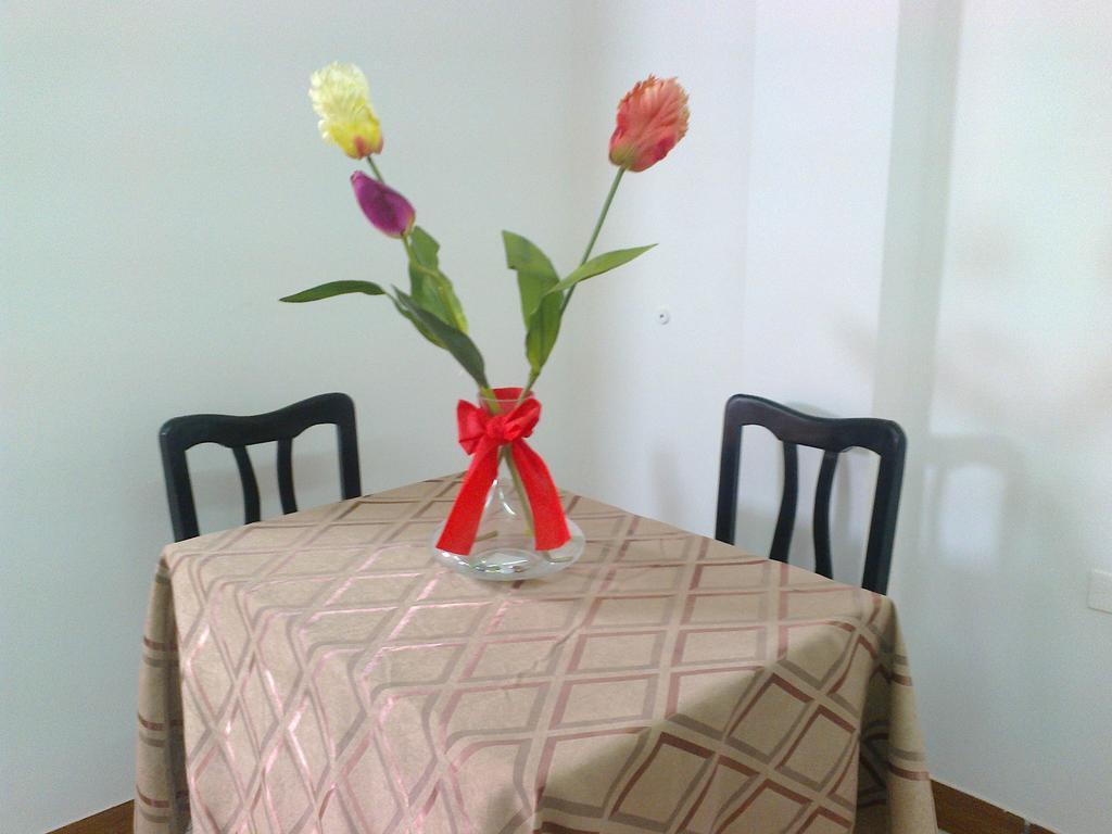 Strenua Santa Maria Suites Trujillo Phòng bức ảnh