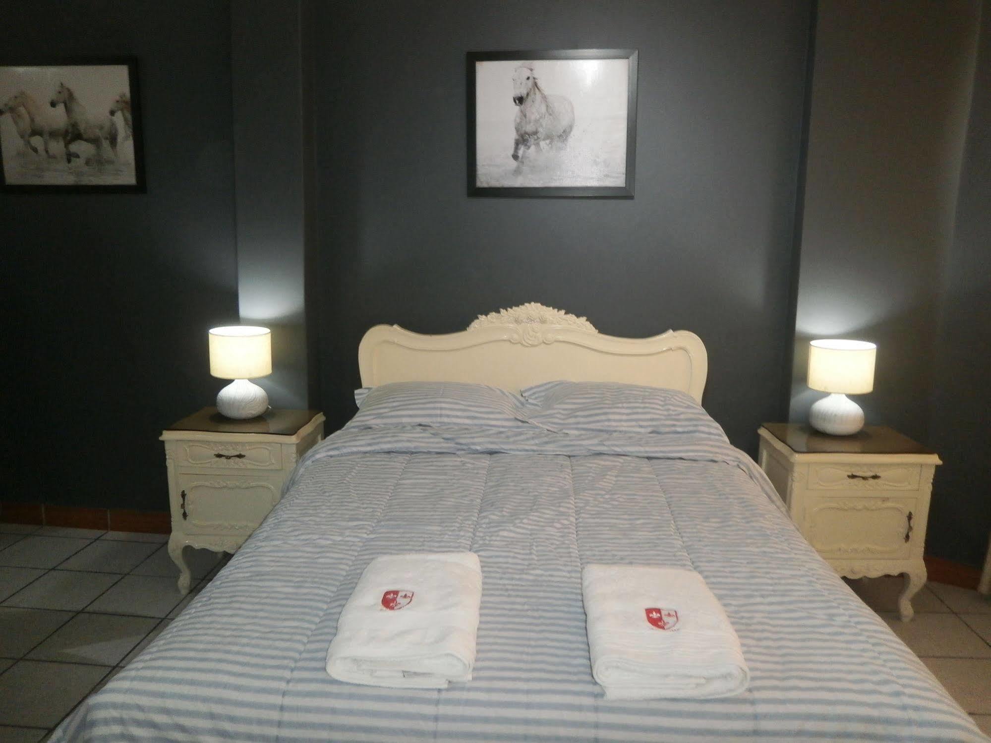 Strenua Santa Maria Suites Trujillo Ngoại thất bức ảnh