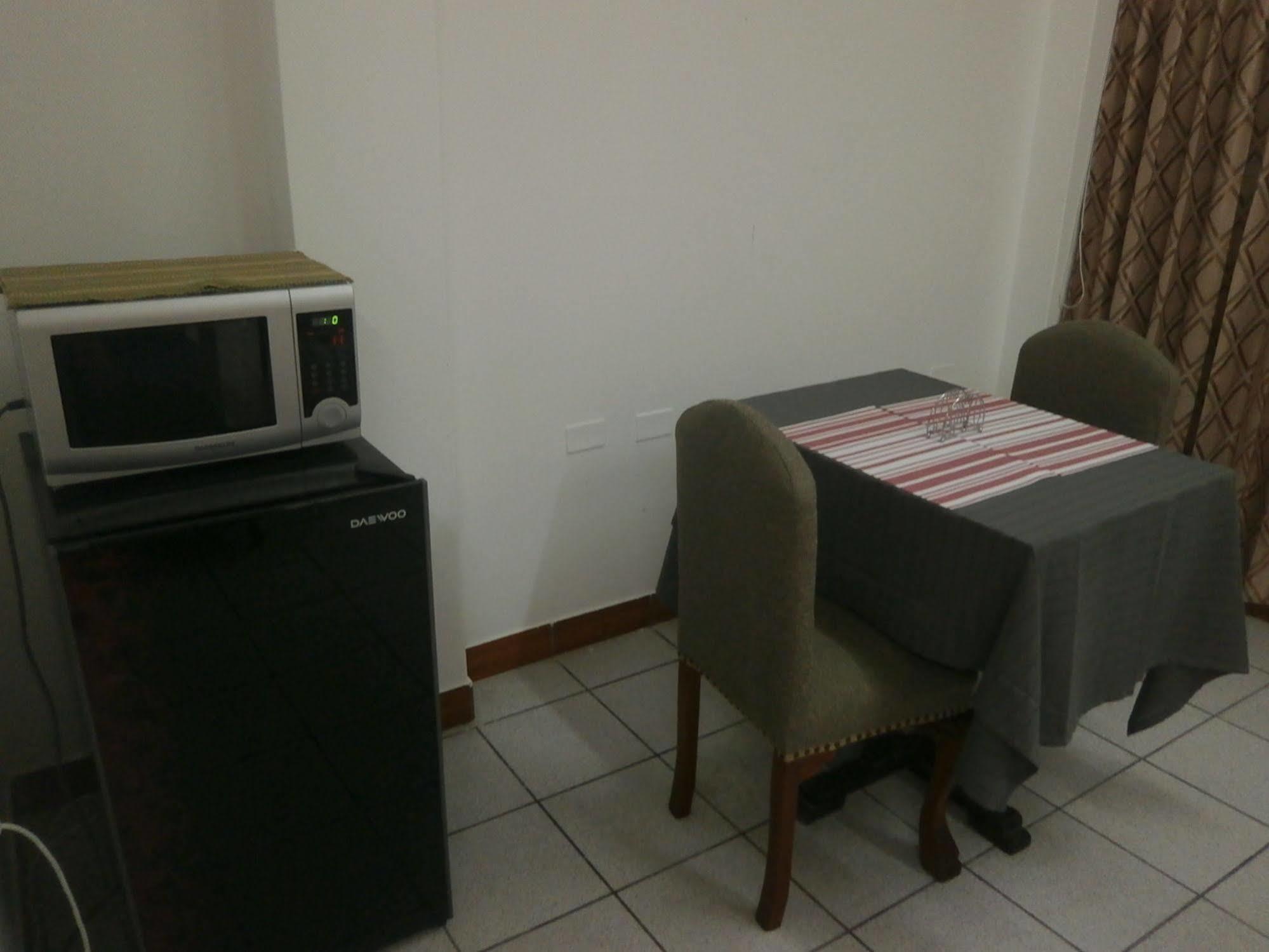 Strenua Santa Maria Suites Trujillo Ngoại thất bức ảnh